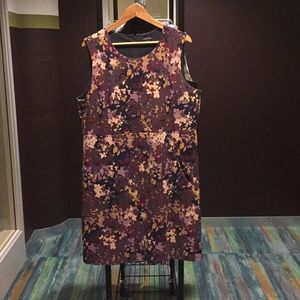 Knit dress with pockets!